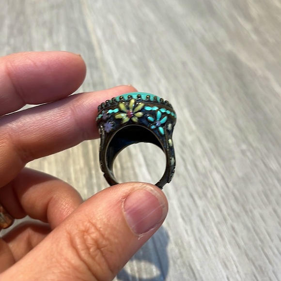 Boho-style chunky turquoise ring. - Picture 3 of 5